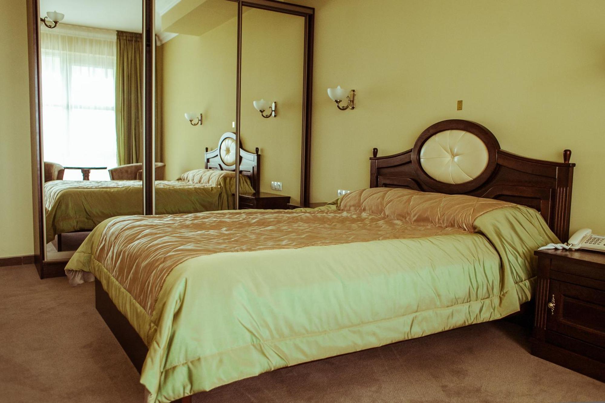 Warszawa Hotel Malekhuv Εξωτερικό φωτογραφία