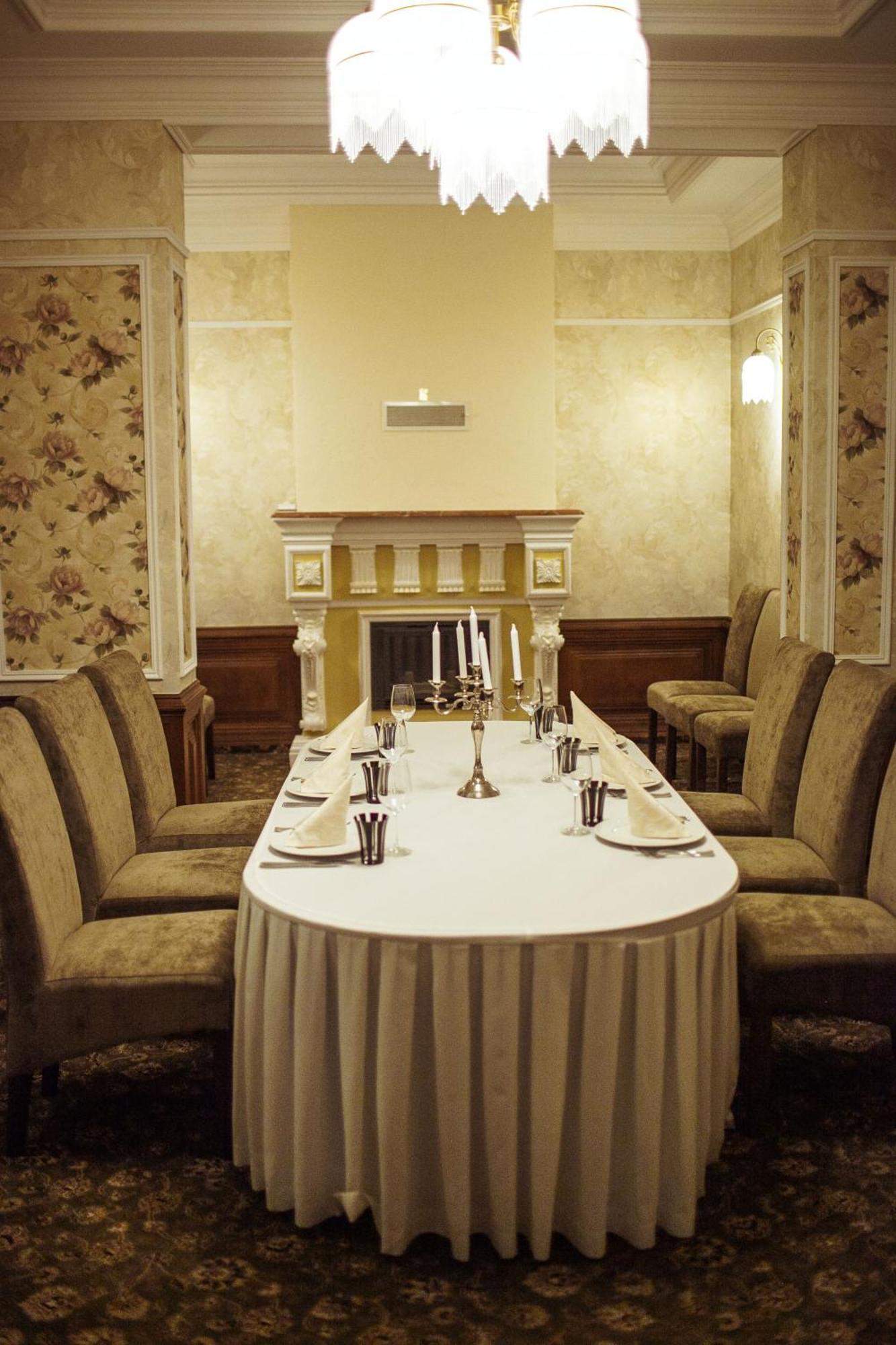 Warszawa Hotel Malekhuv Εξωτερικό φωτογραφία